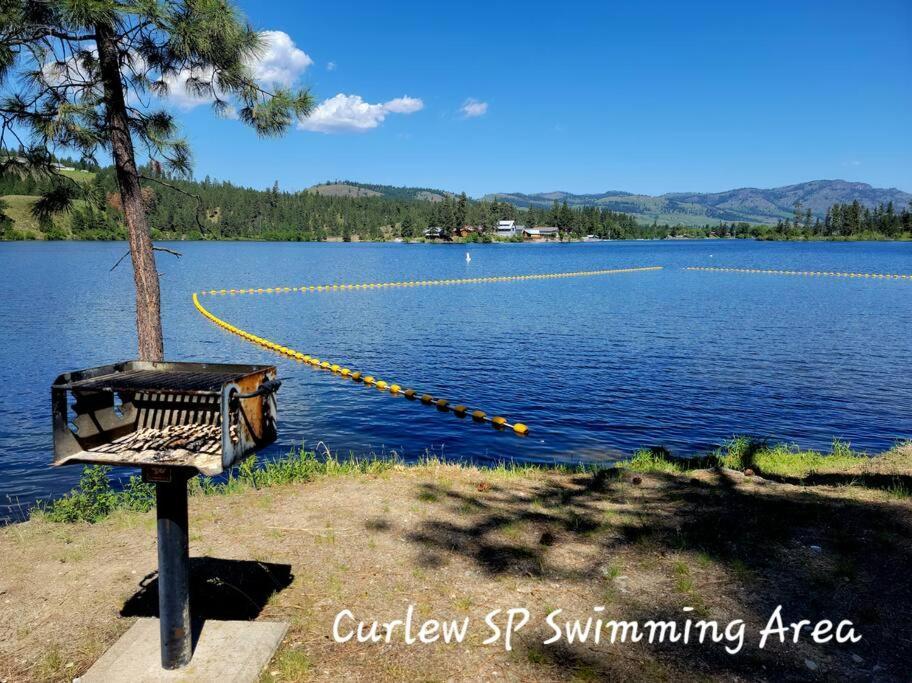 Curlew Earth Home 2Bd W/ Valley & Mountain Views Republic Esterno foto